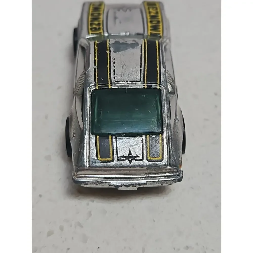 Hot Wheels Redline 1976 Monza 2+2 Super‎ Chromes Chevrolet Chevy Chrome